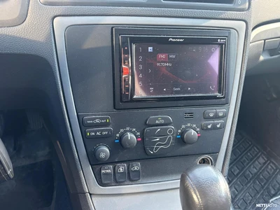 Volvo V70 2,5T BiFuel bensa/kaasu 2007, kuva 7/7
