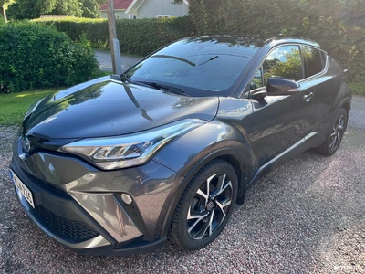Toyota C-HR 1.8 Hybrid Intense Biusiness 2022, kuva 4/9
