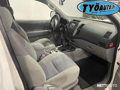 Toyota Hilux 2010, photo 6/11