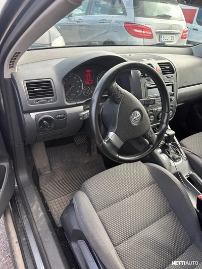 Volkswagen Golf 2009, photo 6/12