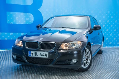 BMW 318 A E90 Sedan Business 2011, photo 2/32
