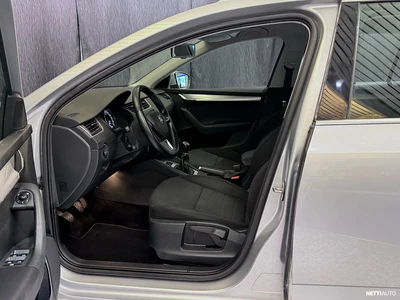 Skoda Octavia 2013, kuva 6/17