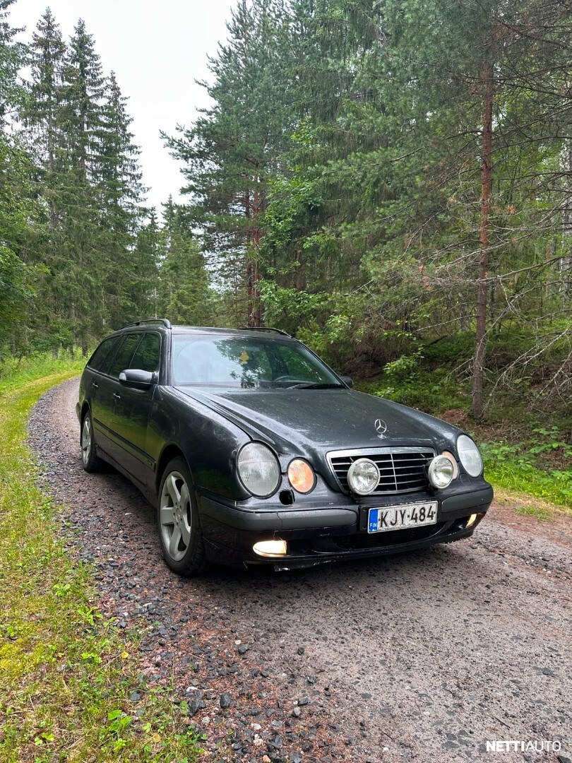 Mercedes-Benz E