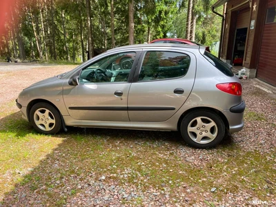 Peugeot 206 S Edition 2004, photo 2/7