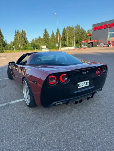 Chevrolet Corvette 2005, kuva 2/12