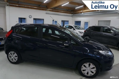 Ford Fiesta 1,25 60 hv Trend M5 5-ovinen 2012, photo 3/26