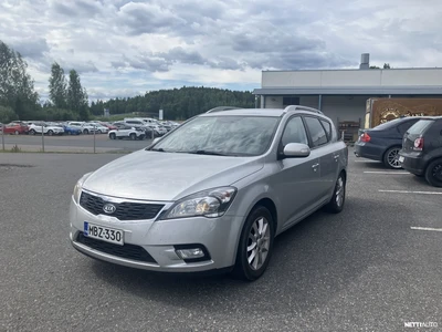 Kia Ceed 2010, kuva 2/11