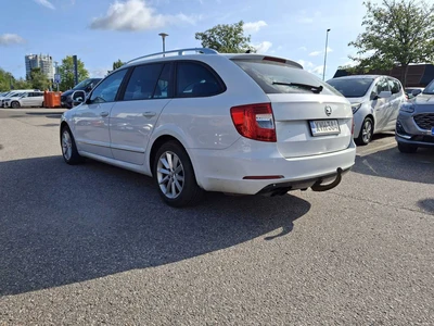 Skoda Superb 2014, kuva 4/10