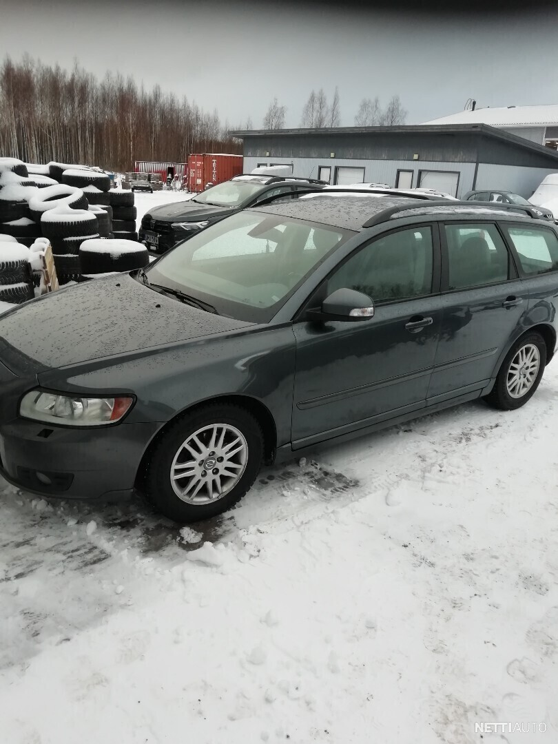 Volvo V50