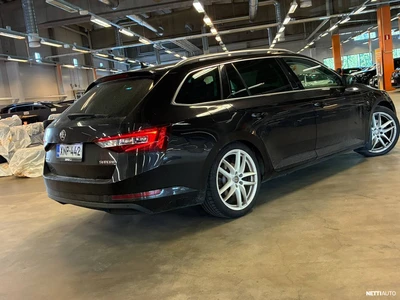 Skoda Superb 2016, kuva 3/6