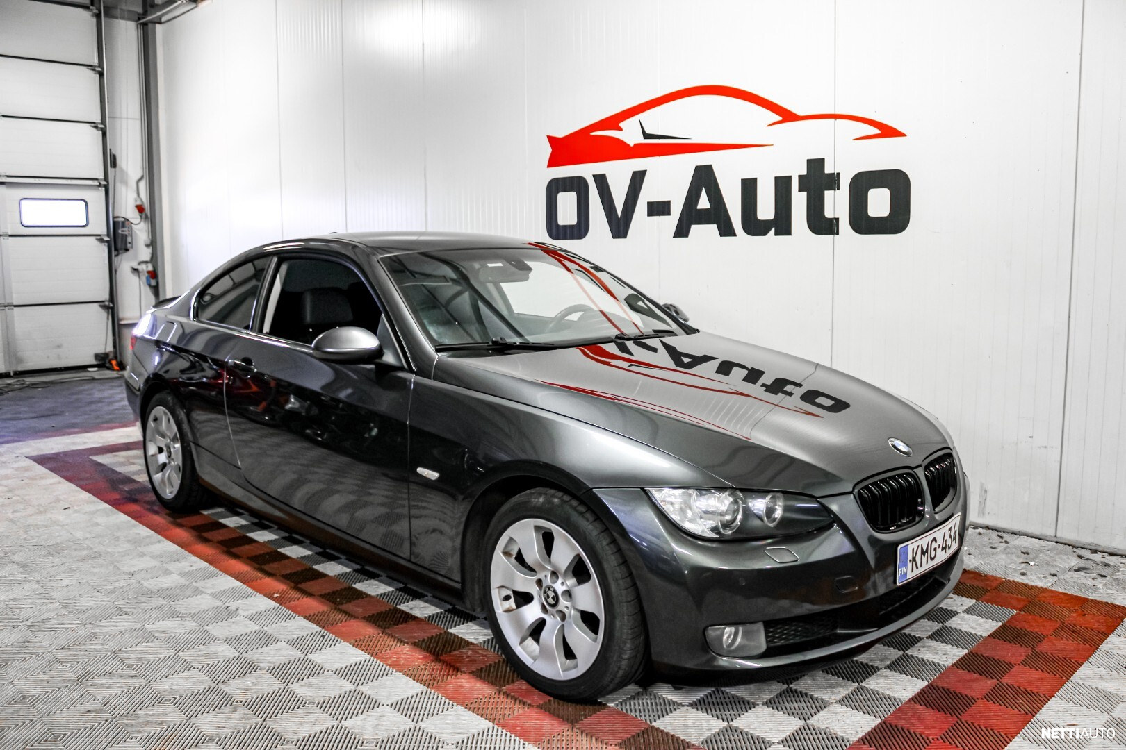 BMW 325