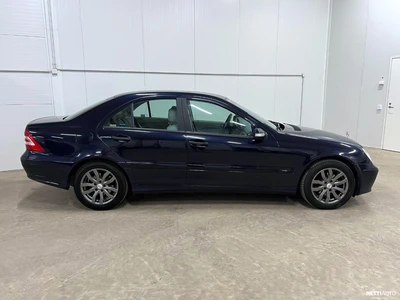Mercedes-Benz C 2005, kuva 5/10