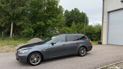 BMW 530 2009, kuva 3/38