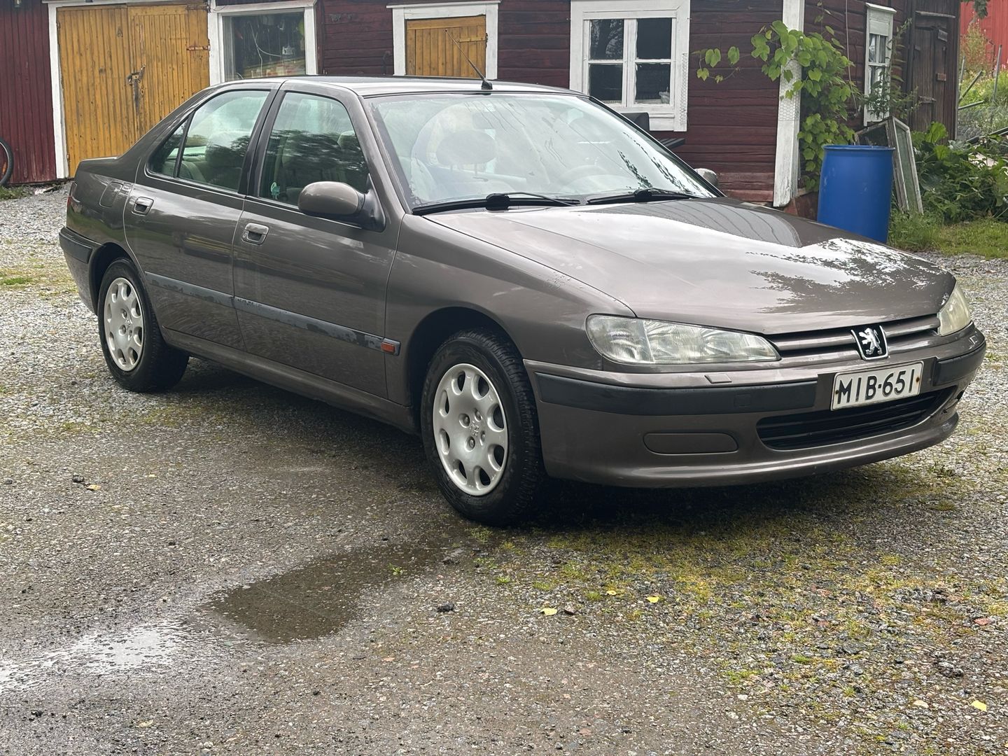 Peugeot 406