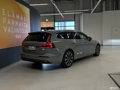 Volvo V60 T6 AWD Long Range Core aut 2024, photo 4/10