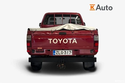 Toyota Hilux 2,5 D-4D 100 4WD 2004, photo 3/28