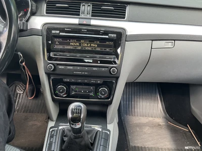 Skoda Superb 2010, kuva 7/10
