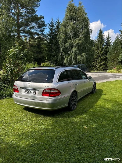 Mercedes-Benz E 2003, kuva 4/6