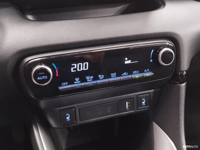 Toyota Yaris 1,5 Hybrid Active 2021, kuva 4/11