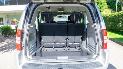 Chrysler Grand Voyager 3,8 V6 A6 LX 2008, kuva 7/23