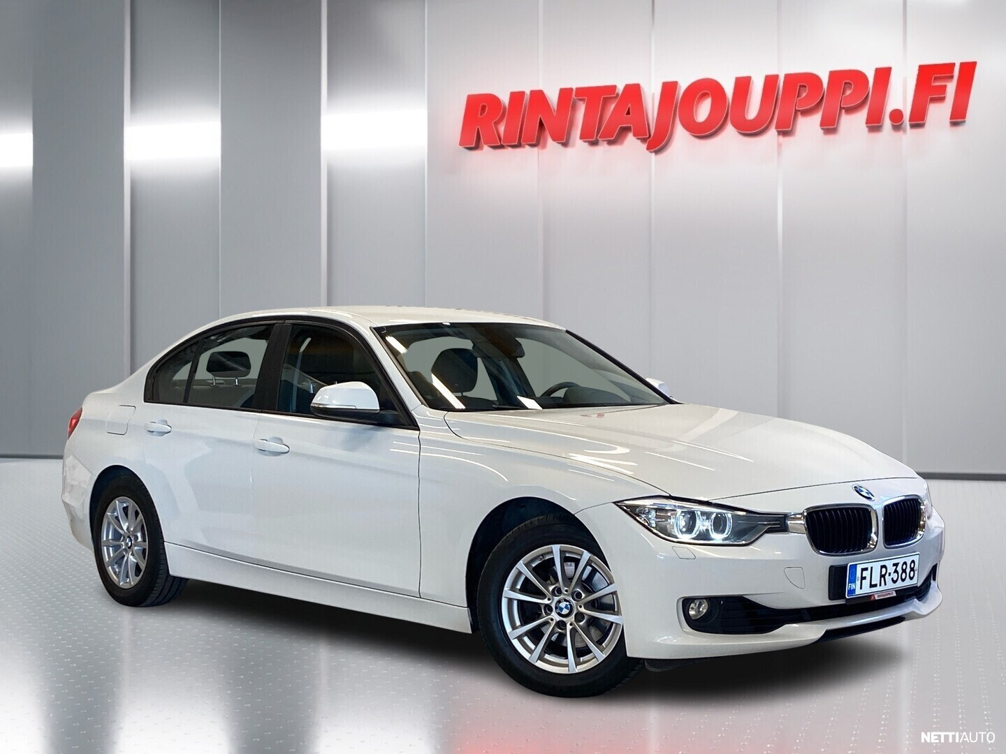 BMW 320 F30 Sedan 320i TwinPower Turbo A Limited xDrive Edition
