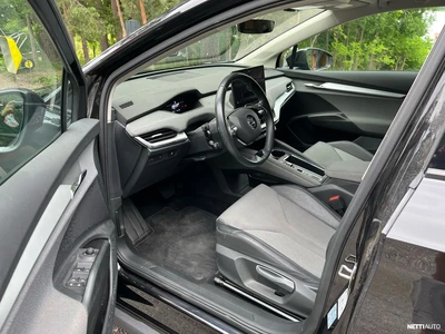 Skoda Enyaq 60 Launch Edition iV 2021, photo 7/17