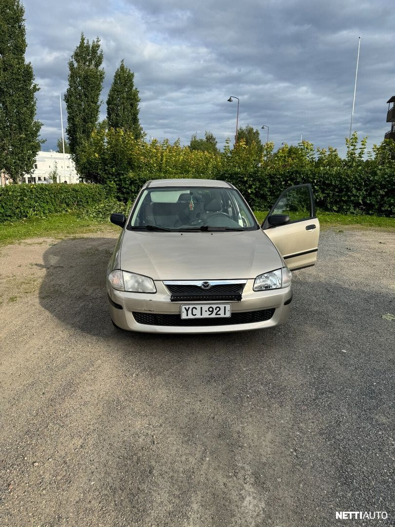 Mazda 323F