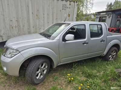 Nissan Navara 2013, photo 2/5