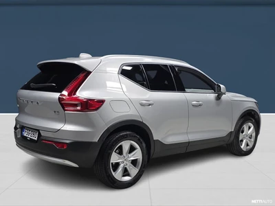 Volvo XC40 2025, photo 4/16