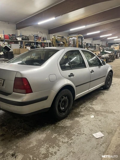 Volkswagen Bora 1,4 2002, photo 2/9