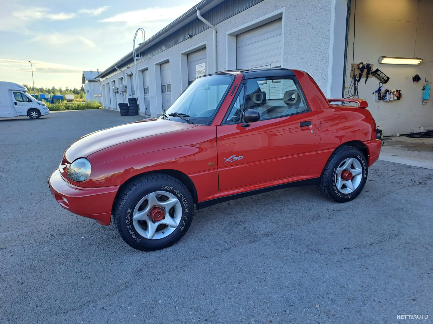 Suzuki X-90