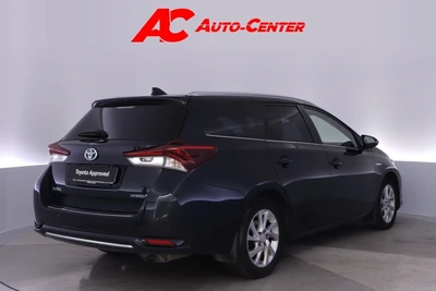 Toyota Auris 2017, photo 4/10