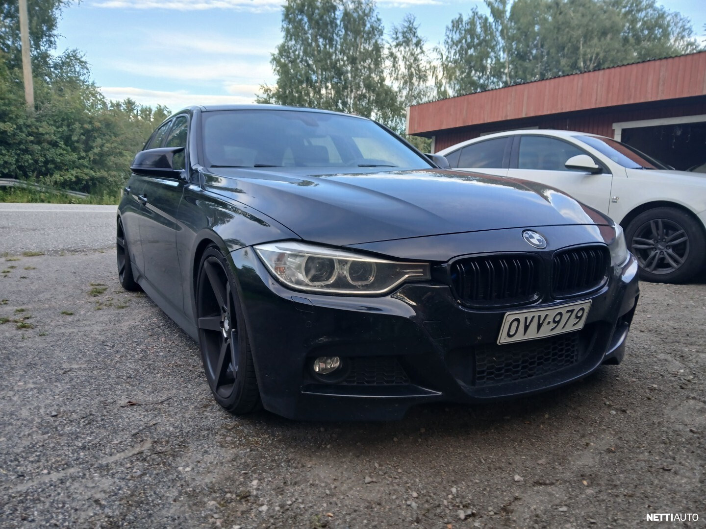 BMW 330