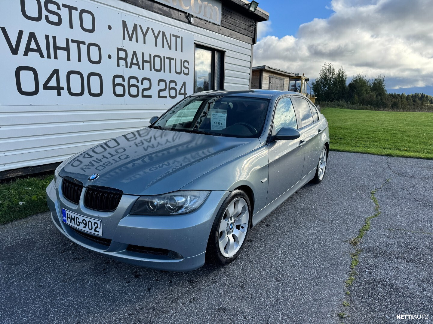 BMW 320