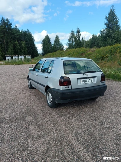 Volkswagen Golf 1992, kuva 3/5