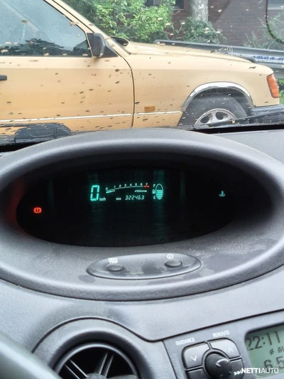Toyota Yaris 2001, photo 7/10
