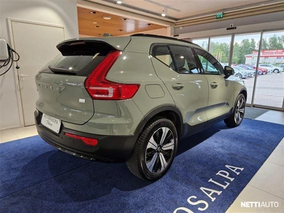 Volvo XC40 2023, photo 3/27