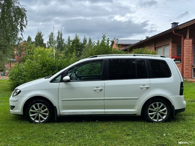 Volkswagen Touran 2009, photo 4/13