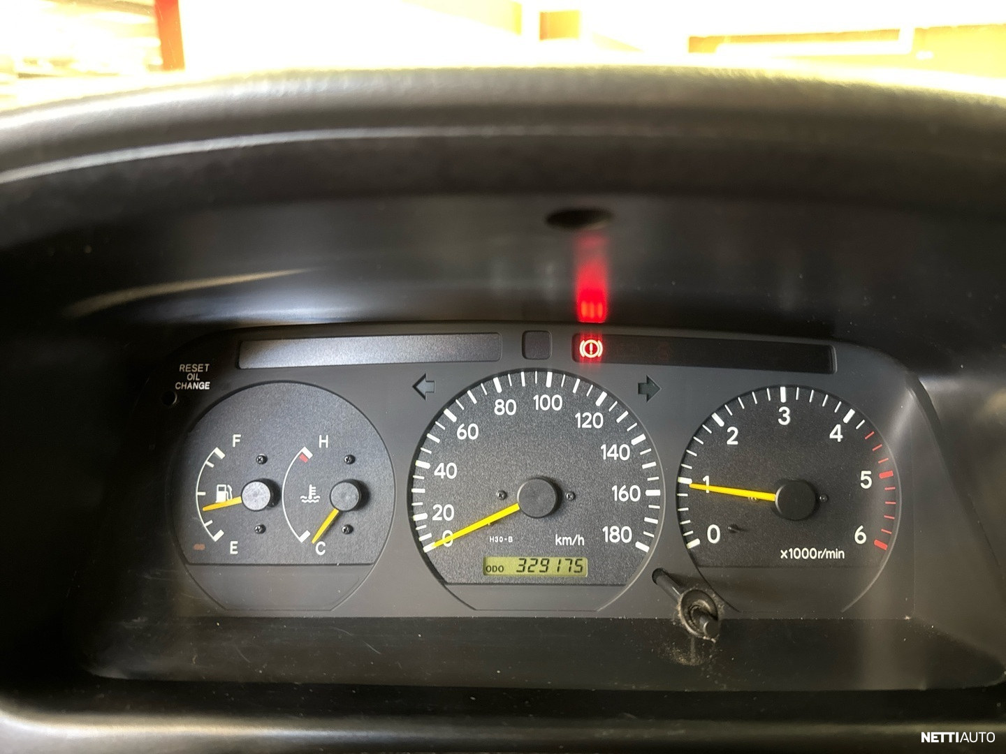 Toyota Hiace 2,5 D-4D 117 5ov pitkä 4WD 2006, photo 6/25