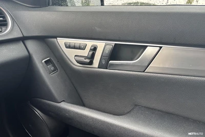 Mercedes-Benz C 2012, photo 5/9