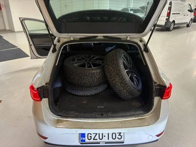 Seat Leon Sportstourer 2021, photo 8/8