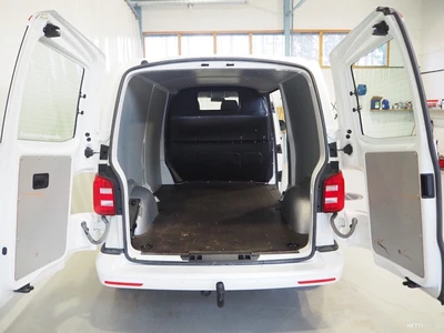 Volkswagen Transporter 2017, photo 7/11