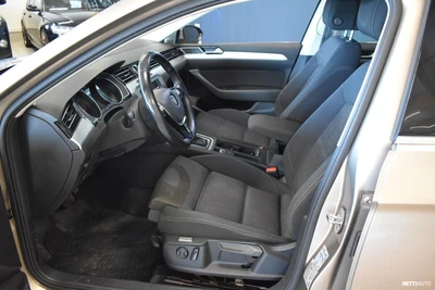 Volkswagen Passat 2017, kuva 7/19