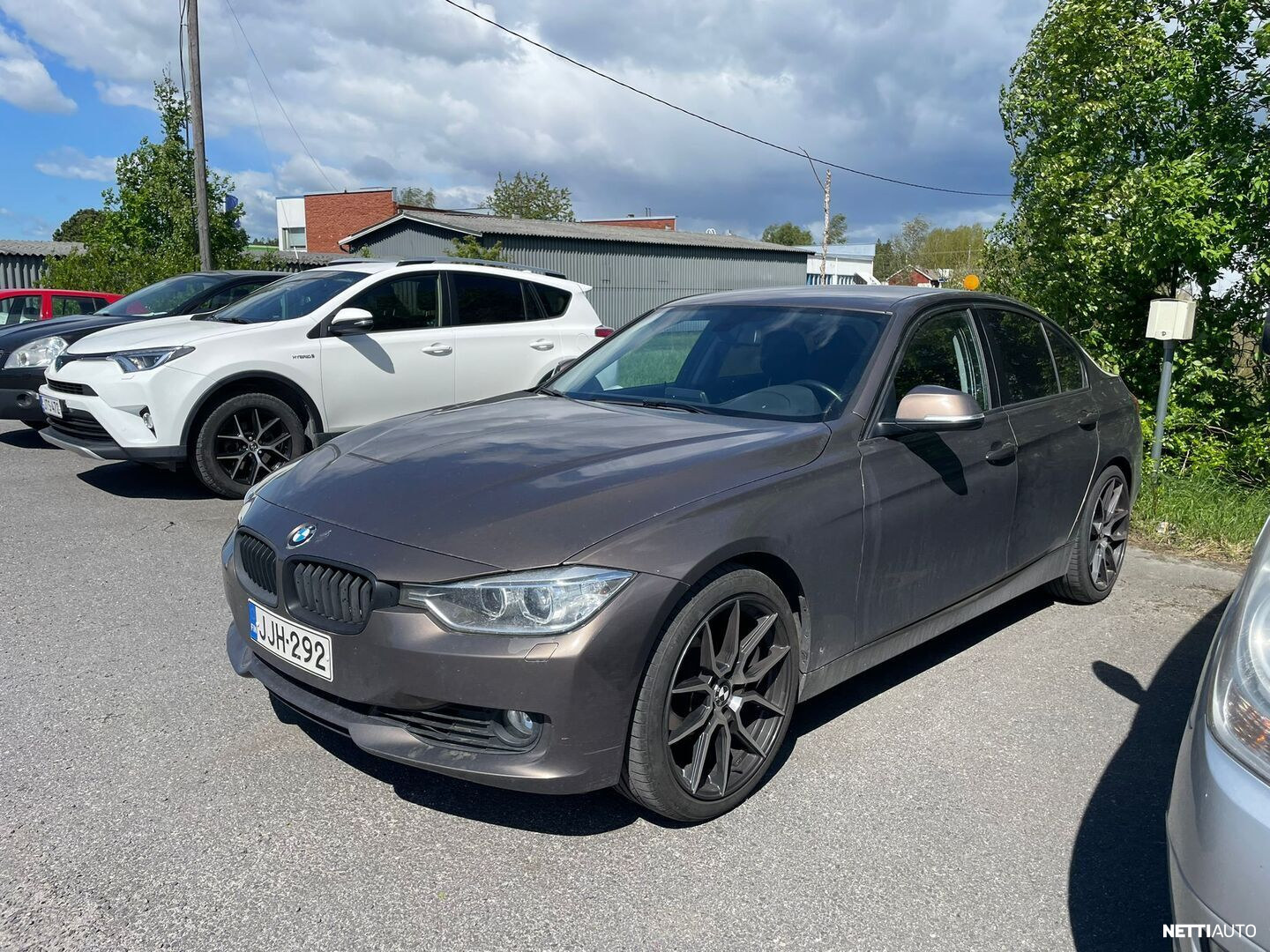 BMW 320