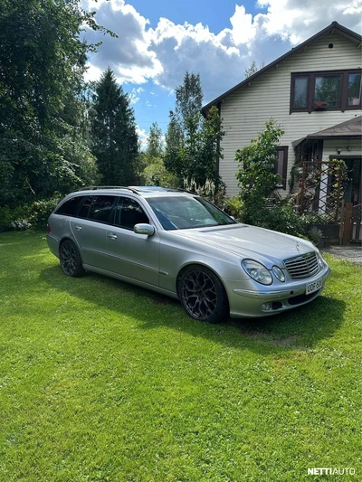 Mercedes-Benz E 2003, kuva 3/6