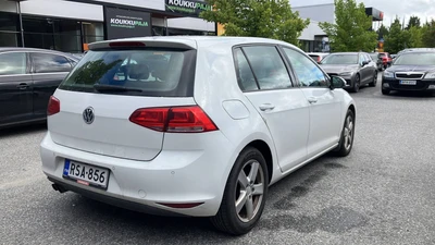 Volkswagen Golf 2015, photo 4/5
