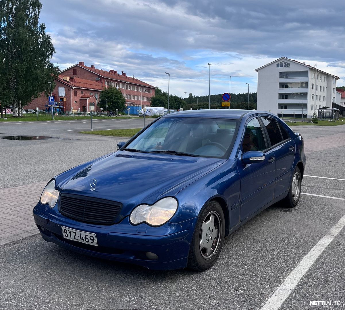 Mercedes-Benz C 180