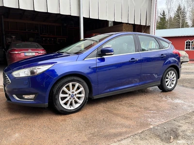 Ford Focus 2015, photo 7/17