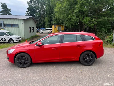 Volvo V60 D5 Momentum Business aut 2012, kuva 5/17