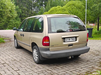 Chrysler Voyager Katsastettu 27.7.2026 2000, photo 5/24